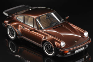 タミヤ＋フジミの組み合わせで完成させたポルシェ911ターボ