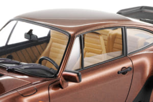 タミヤ＋フジミの組み合わせで完成させたポルシェ911ターボ