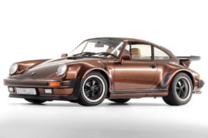 タミヤ＋フジミの組み合わせで完成させたポルシェ911ターボ