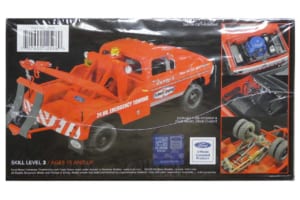 メビウスモデルズ製1/25スケール・プラモデル「1972フォードF-350 4×4トー・トラック」