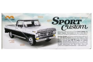 メビウスモデルズ製1/25スケール・プラモデル「1972フォード・スポーツカスタム」