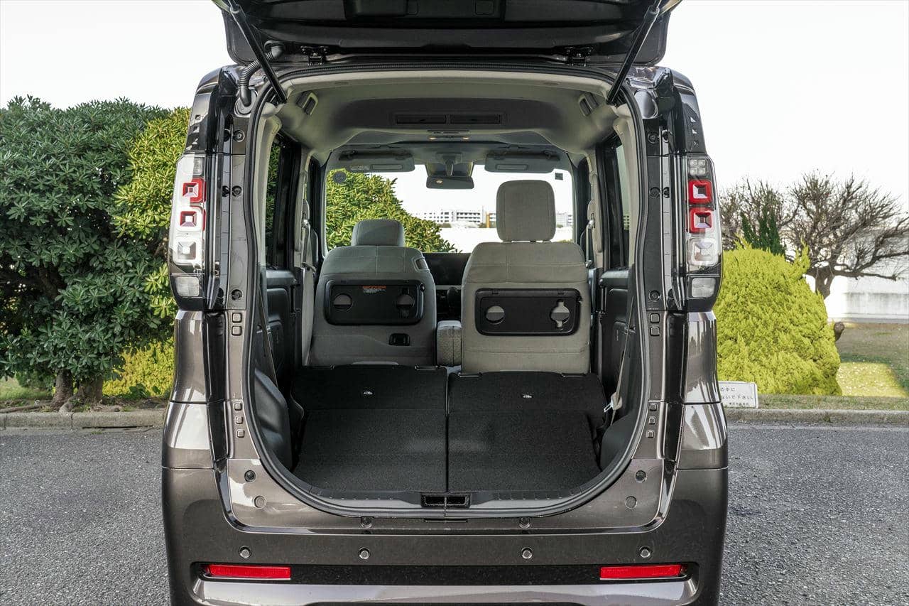 試乗】脱「軽」級の走りとしつらえ。新型日産「ルークス」が提示する