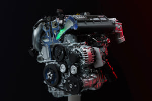 400psを出力する最新のアウディ2.5 TFSI 5気筒エンジン