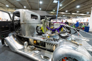 Christian Barfuß氏のピックアップトラック：アルミ板を整形して手作りしたボディ。