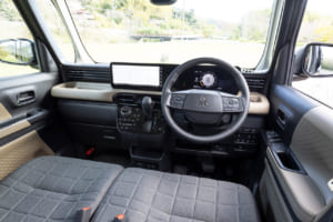 新型 三菱 デリカミニ T Premium DELIMARU Package（4WD）