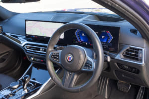 2024年式アルピナB3 ツーリング：内装もブッフローエのファクトリーで伝統的なクラフツマンシップによって造られている。