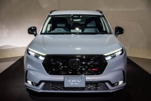 新型ホンダCR-V RS：スレートグレー・パール