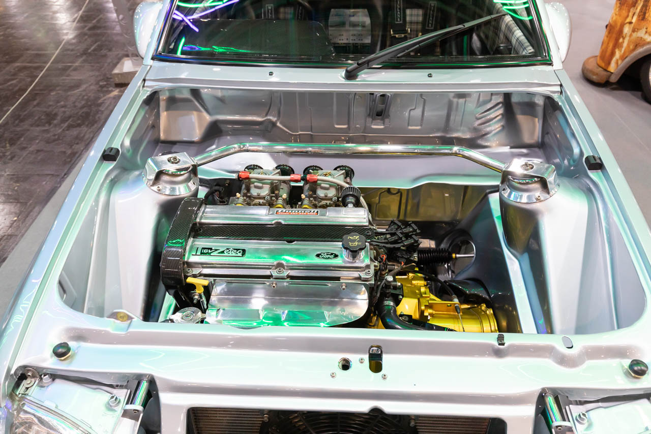 ゴルフ4にアウディV8エンジンを搭載？ エッセン・ショーで見た「ヤング