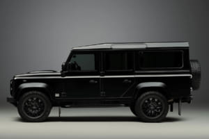 クラシック・ディフェンダーV8に追加された「オクタ」仕様