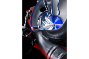 アウディ2.5 TFSI 5気筒エンジン