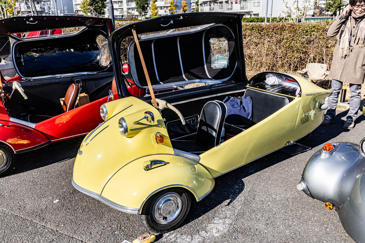 塗装から内装までオーナー自ら再生。工業用ミシンと3Dプリンターで蘇っ