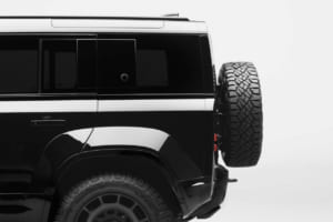 最新フラッグシップモデル、ディフェンダー・オクタ