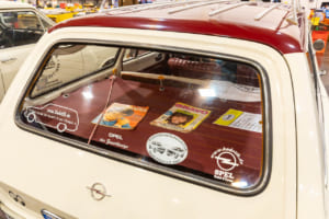 オペル・カデットキャラバン：クラブ単位の出展も多く、このカデットもカデットBクラブからの出展。