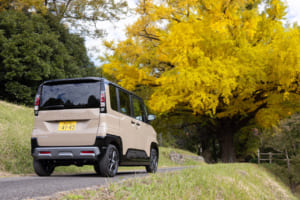 新型 三菱 デリカミニ T Premium DELIMARU Package（4WD）