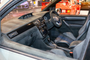 フォルクスワーゲン・キャディ：ゴルフ8のRの内装を流用。違和感のない仕上がり。