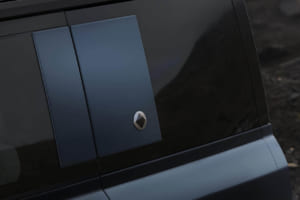 最新フラッグシップモデル、ディフェンダー・オクタ