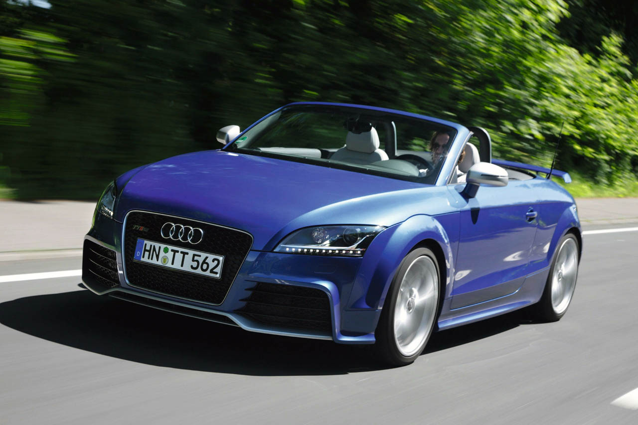2009年式アウディTT RSロードスター