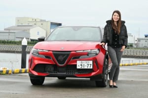 アルファロメオ・ジュニアと黒木美珠さん