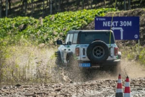 テイン「4×4 ダンパー グラベル2