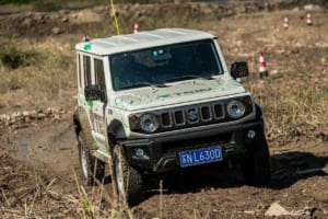 テイン「4×4 ダンパー グラベル2