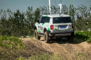 テイン「4×4 ダンパー グラベル2