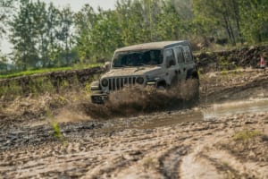 テイン「4×4 ダンパー グラベル2