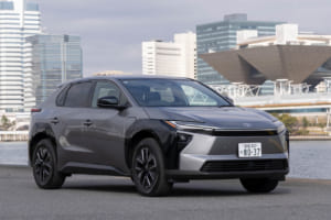 トヨタ bZ4X Z(FWD)