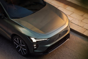 【写真134枚】新型ボルボ「EX60」＆クロスカントリー世界初公開！ 航続810km・10分充電の「革新」を解剖