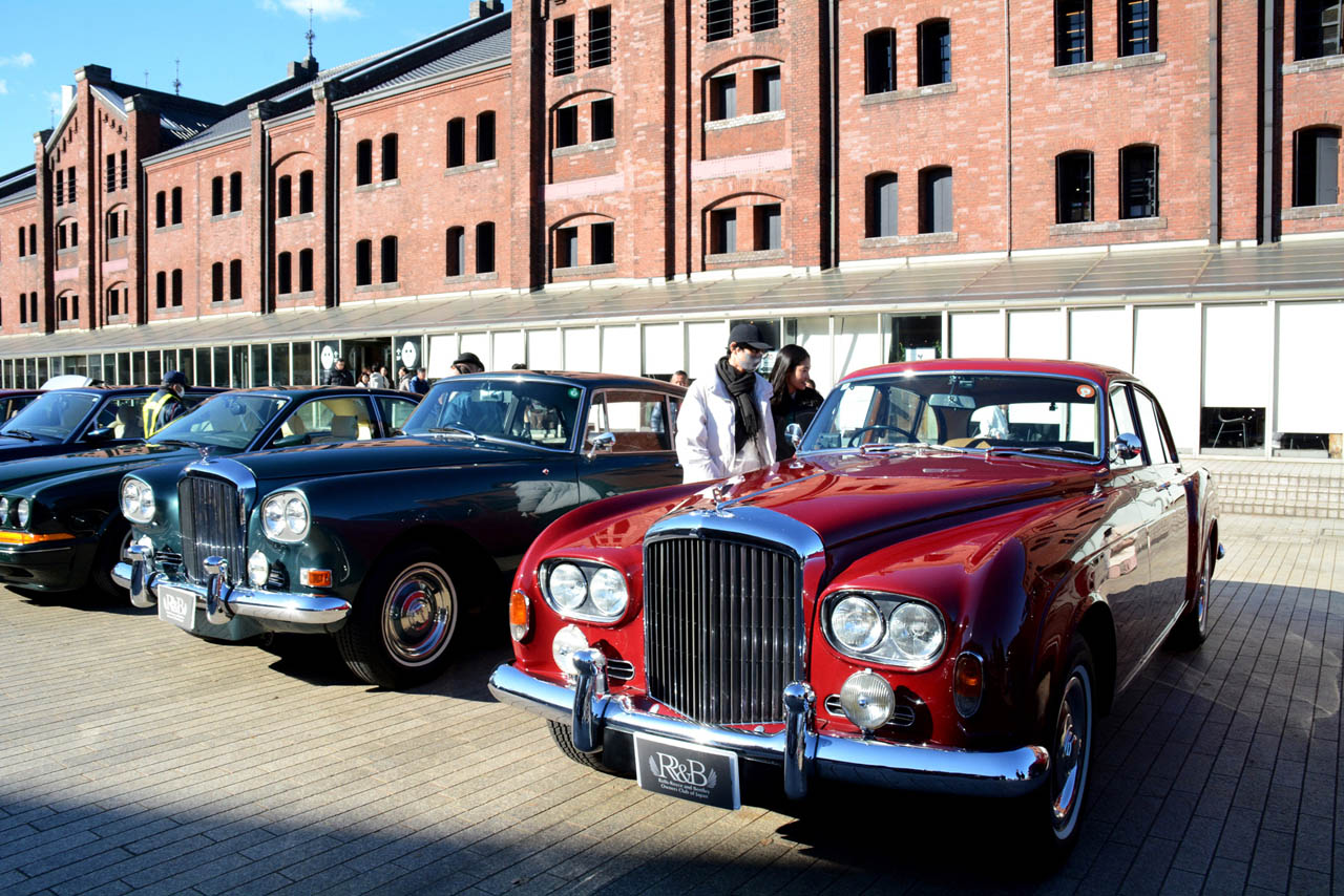 ベントレーの「S3コンチネンタル」2台。同一モデルながら、ボディはまったくの別もの。