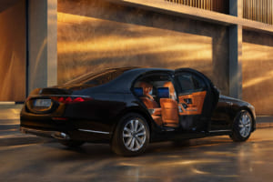 特殊防護車両の「S 680 GUARD 4MATIC」