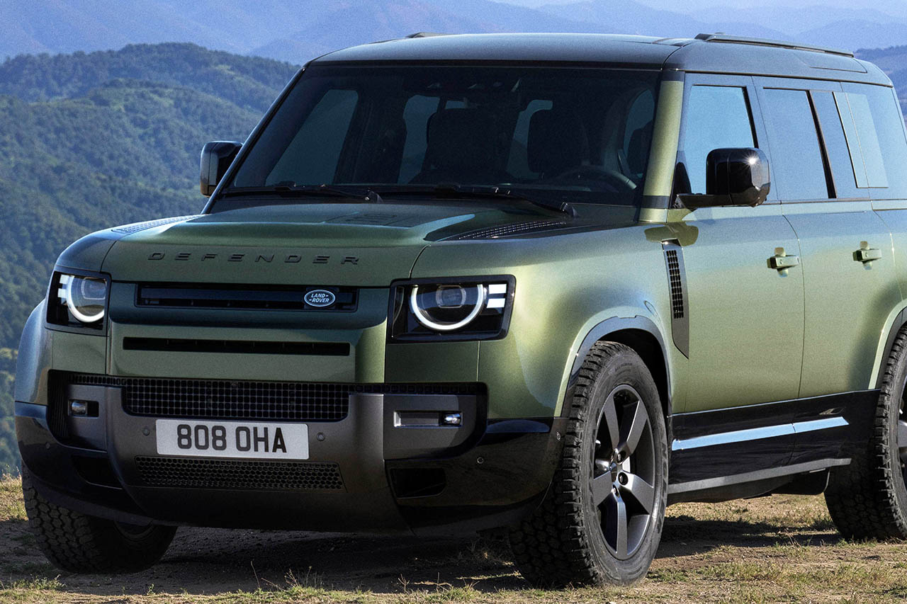 【限定300台】エアサスなど人気装備を標準化。日本上陸75周年を祝う「ディフェンダー 75+ EDITION」、1229万円で受注開始