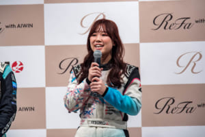 Team ReFa with AIWINのドライバー白石いつも選手