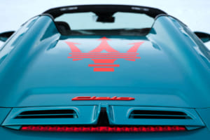 マセラティ、世界に1台の「MCプーラ・チェロ フローズンマグマ」発表。サンモリッツで魅せた“氷と炎”の融合