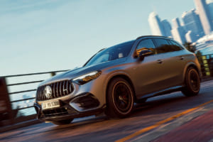 【写真35枚】メルセデスAMG、新型「GLC 53」発表。直6＋ISGが“野生”を解放、449psと「ドリフトモード」の衝撃