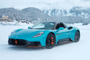 マセラティ・MCプーラ・チェロ フローズンマグマ