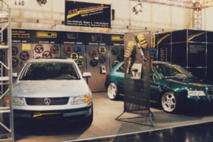 創業当初1995年にKWが初出展したエッセンモーターショー(photo: KW automotive)