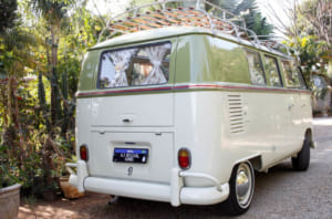 1974年式 フォルクスワーゲン コンビ デラックス マイクロバス