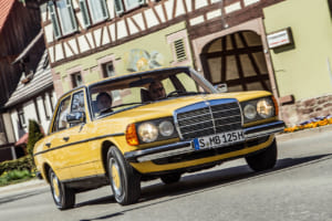【W123生誕50周年】Eクラスの原点にして永遠のクラシック。メルセデスが貫いた「最善」の設計思想を振り返る