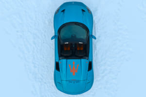 マセラティ・MCプーラ・チェロ フローズンマグマ