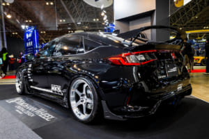 アドバン・レーシング GT BEYOND-R（10.0J×19インチ）を装着した、HKSのホンダ・シビック・タイプR