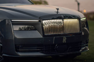 伝統と革新の止揚。ブラック・バッジ・スペクターがインド「オベロイ・コンクール・デレガンス」で描き出す、次世代の流儀