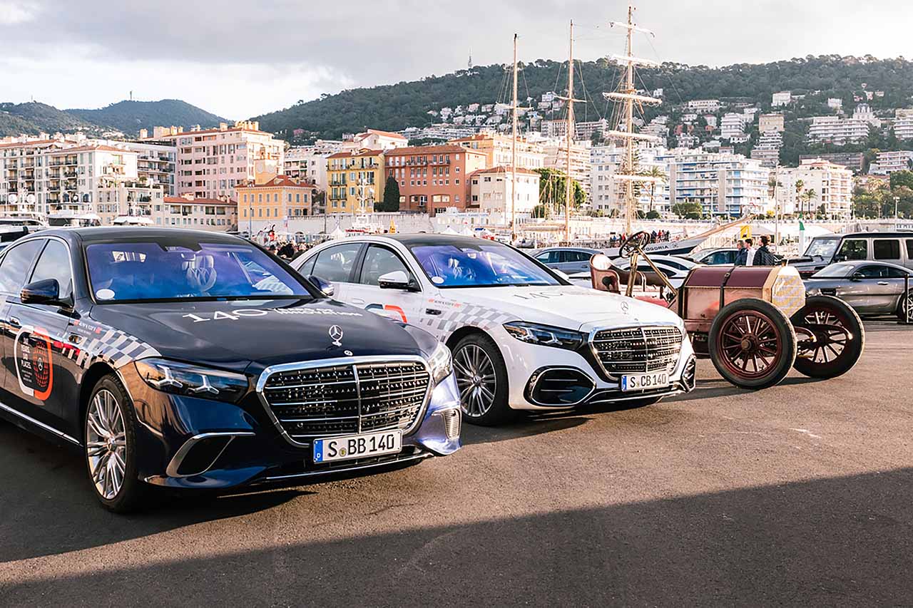 メルセデス140周年、新型「Sクラス」が挑む5万kmの巡礼。歴史を辿る「世界一周グランドツアー」へ出発