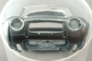 フジミ製1/24スケール・プラモデル「トヨタS800」制作中の様子