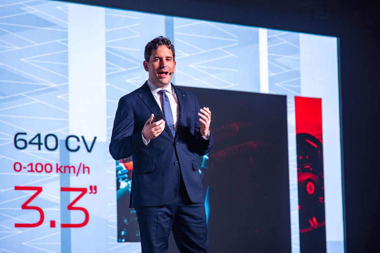 フェラーリ本社プロダクト・マーケティング・マネージャーのマッティア・メッジョリン氏