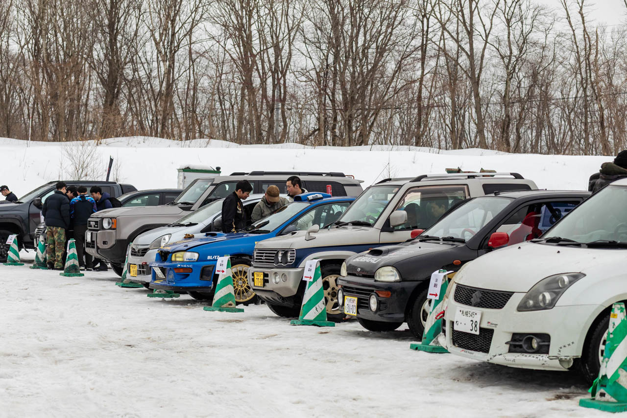 北海道ブリザードラリー：当日はあいにくの雨で気温も高くて路面は悪化。