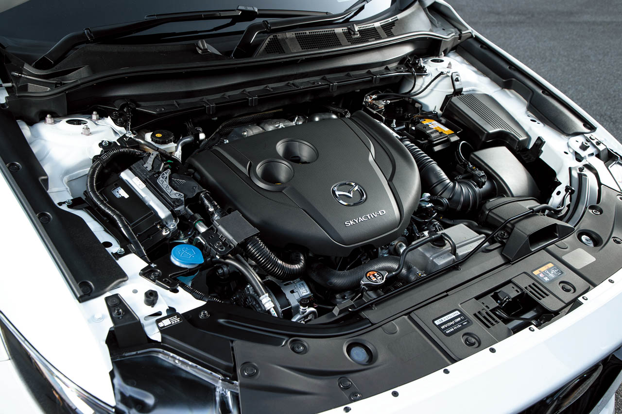 マツダ CX-5 XDドライブエディション：現行CX-5のデビュー以来、主力エンジンとしてモデルライフを支えてきた2.2L直噴ディーゼルターボ。ジャパンモビリティショー2025でお披露目された新型ではディーゼルが搭載されないことがアナウンスされた。現行はすでにモデル末期だが、それだけに熟成が進んだ状態。しかもドライブエディションは装備が充実しているだけに、ディーゼルファンならこれを逃す手はない。