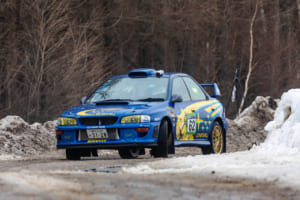 北海道ブリザードラリー：レプリカで参加する人も。