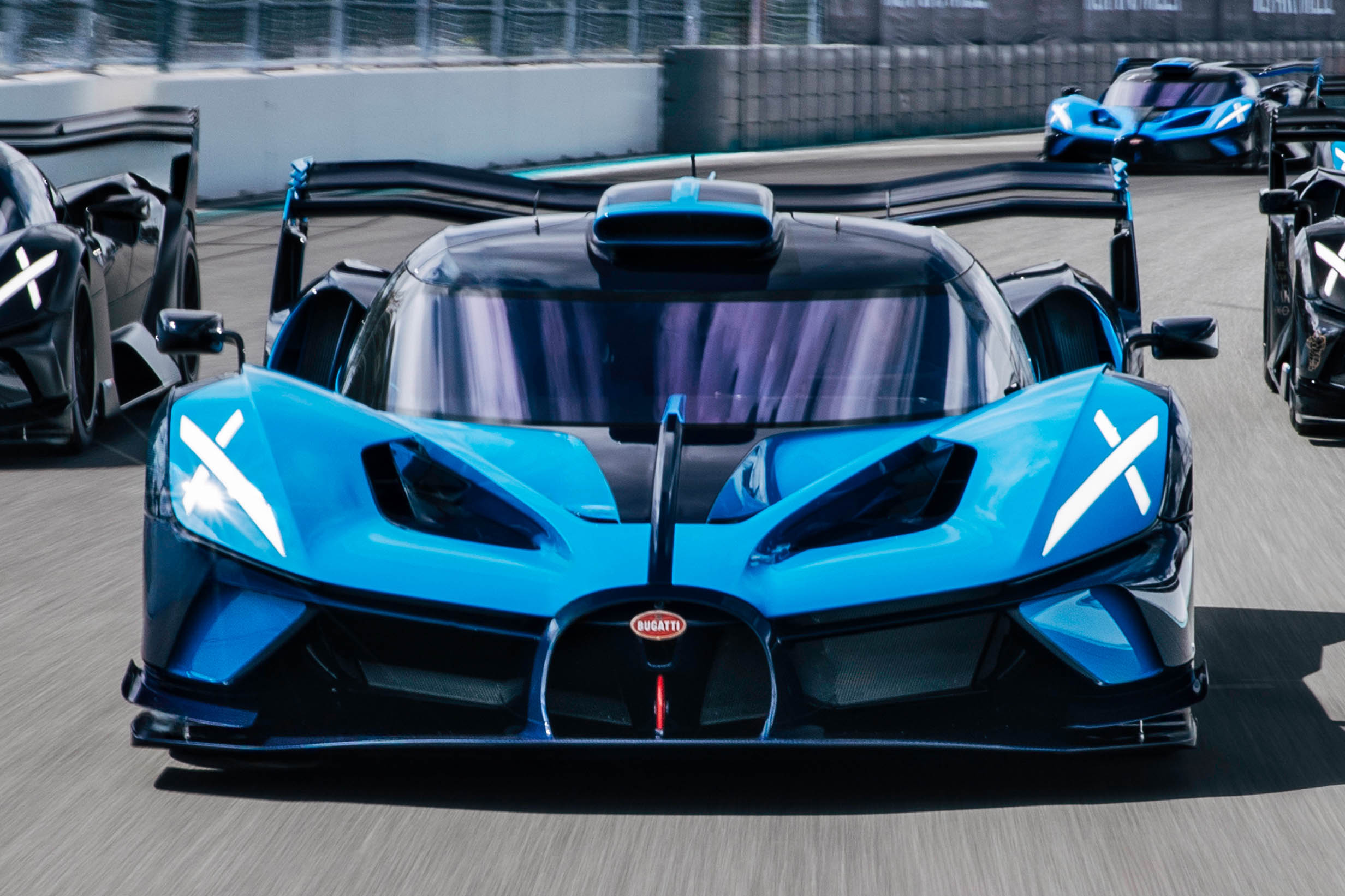 【ブガッティ・ボライド】W16の咆哮、マイアミに響く。オーナー限定サーキット走行プログラムの全貌