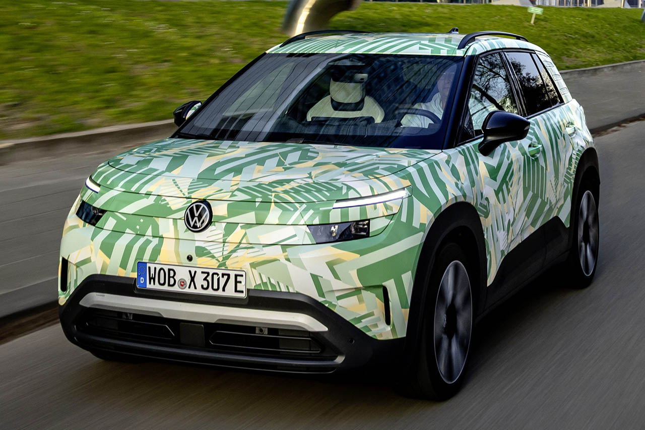 VW新型SUV「ID.クロス」発表。約513万円の最新EVが示す“いつものVW”へ