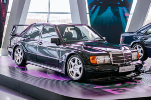 伝説のDTM覇者、メルセデス・ベンツ「190 E EVO II」の狂気。限定502台のホモロゲーションモデルに迫る
